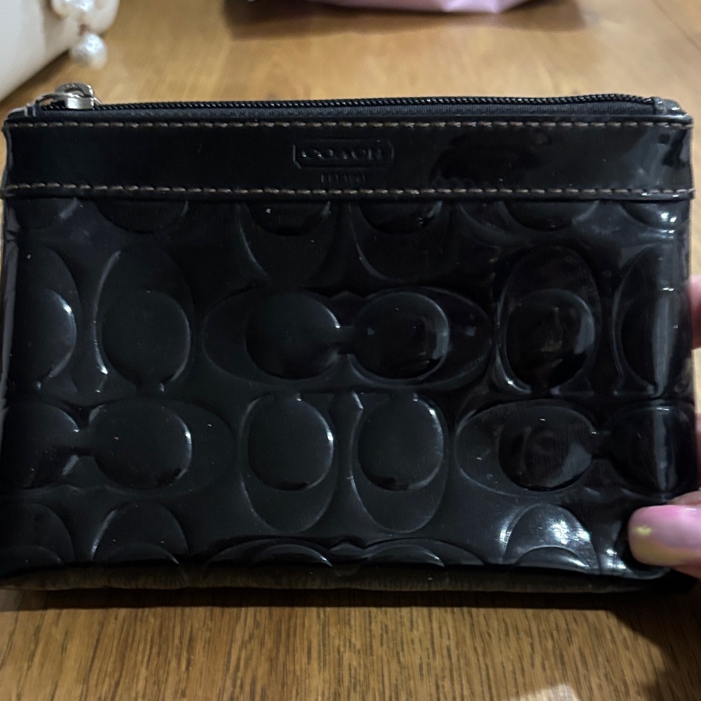 Coach Black Patent Signature Wristlet Clutch - Picture 6 of 6